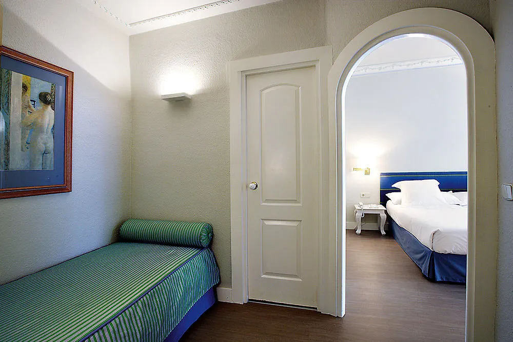 ***  Hotel Niza San Sebastian Spain