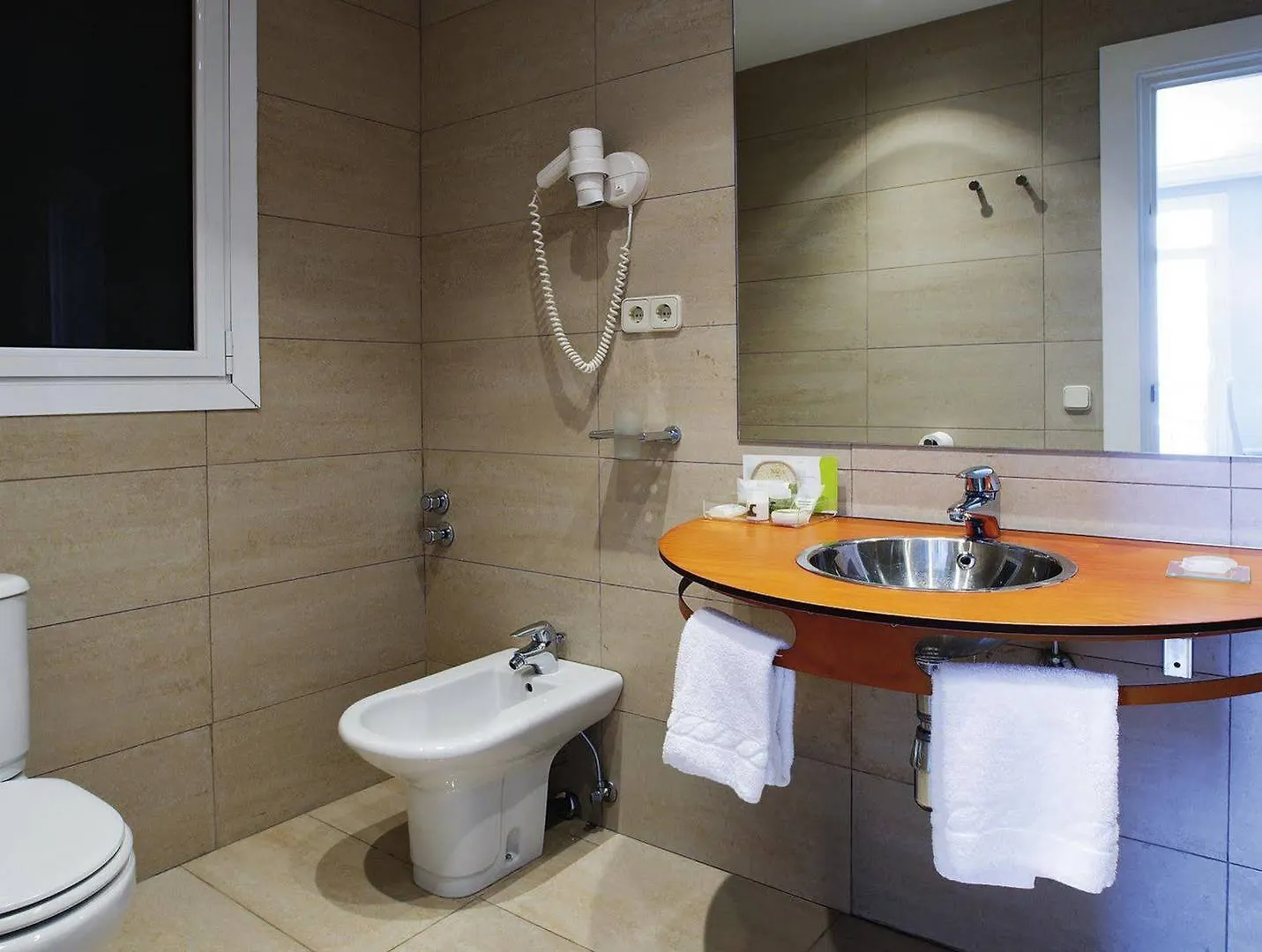 ***  Hotel Niza San Sebastian Spain